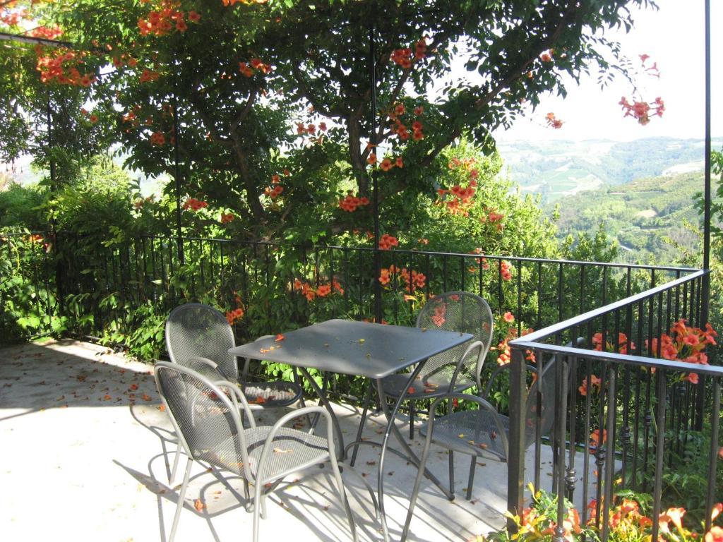 Agriturismo Cascina Serra Cossano Belbo Pokój zdjęcie