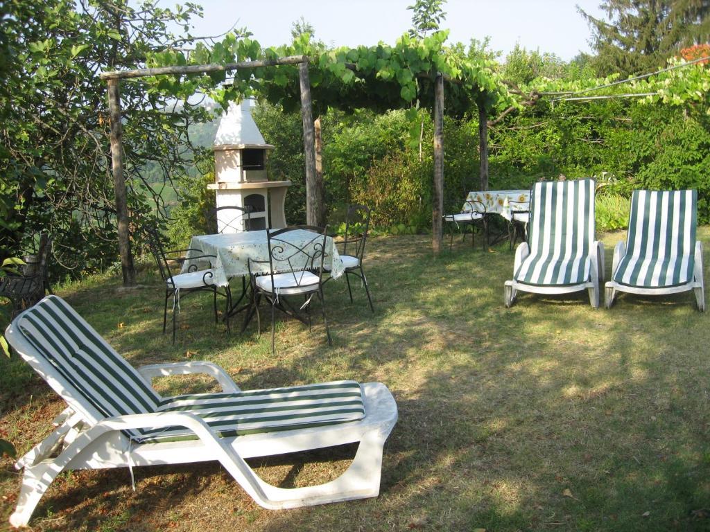 Agriturismo Cascina Serra Cossano Belbo Zewnętrze zdjęcie