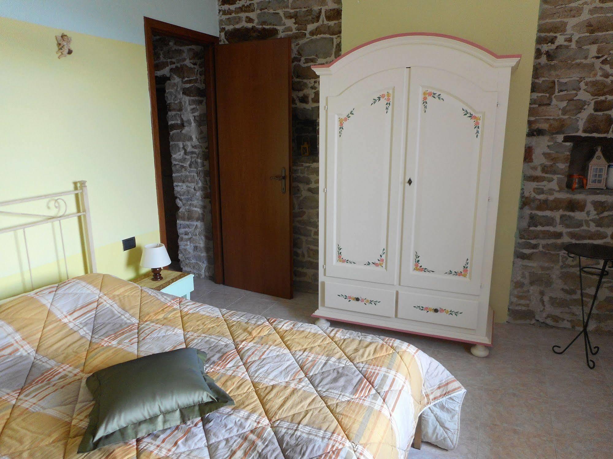 Agriturismo Cascina Serra Cossano Belbo Zewnętrze zdjęcie